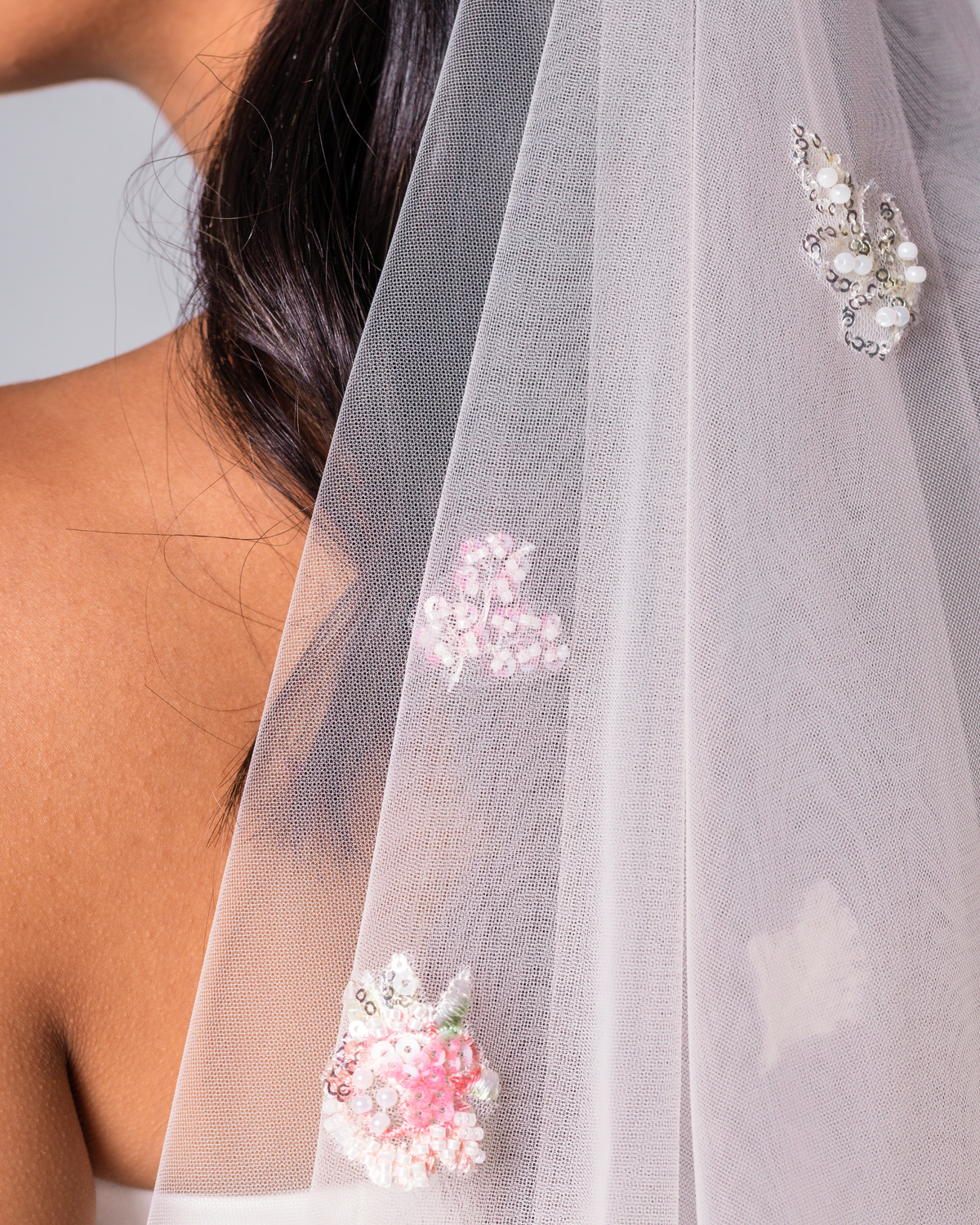 Flora´s Beaded Short Veil
