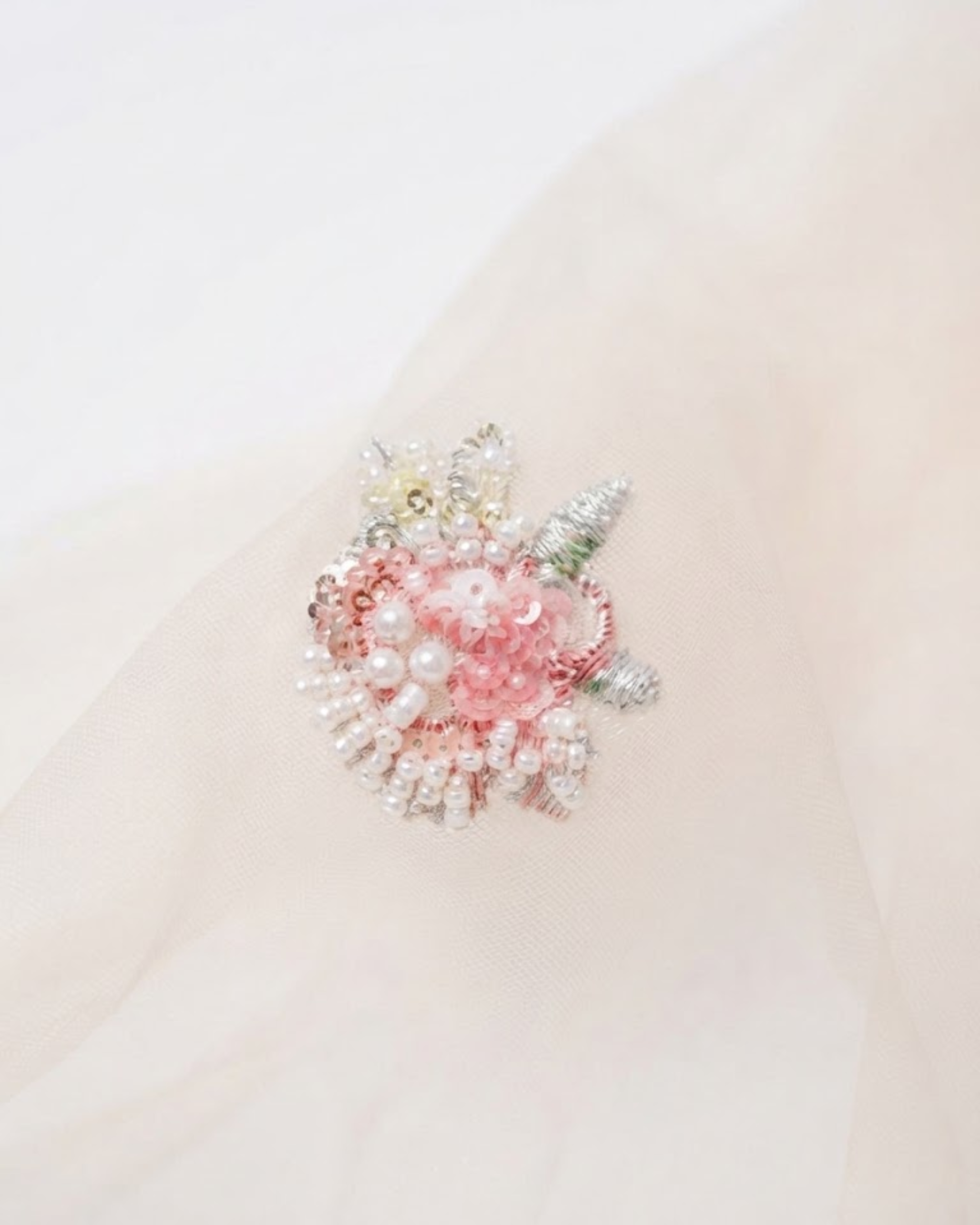 Flora´s Beaded Short Veil